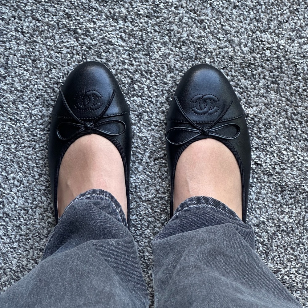 Cute Black Flats